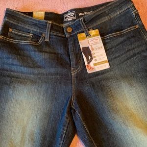 NWT Levi’s Sz 16 Capris
